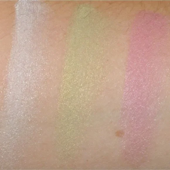 MAC Lillyland (Lilly Pulitzer) Pearlmatte Eye Shadow Palette